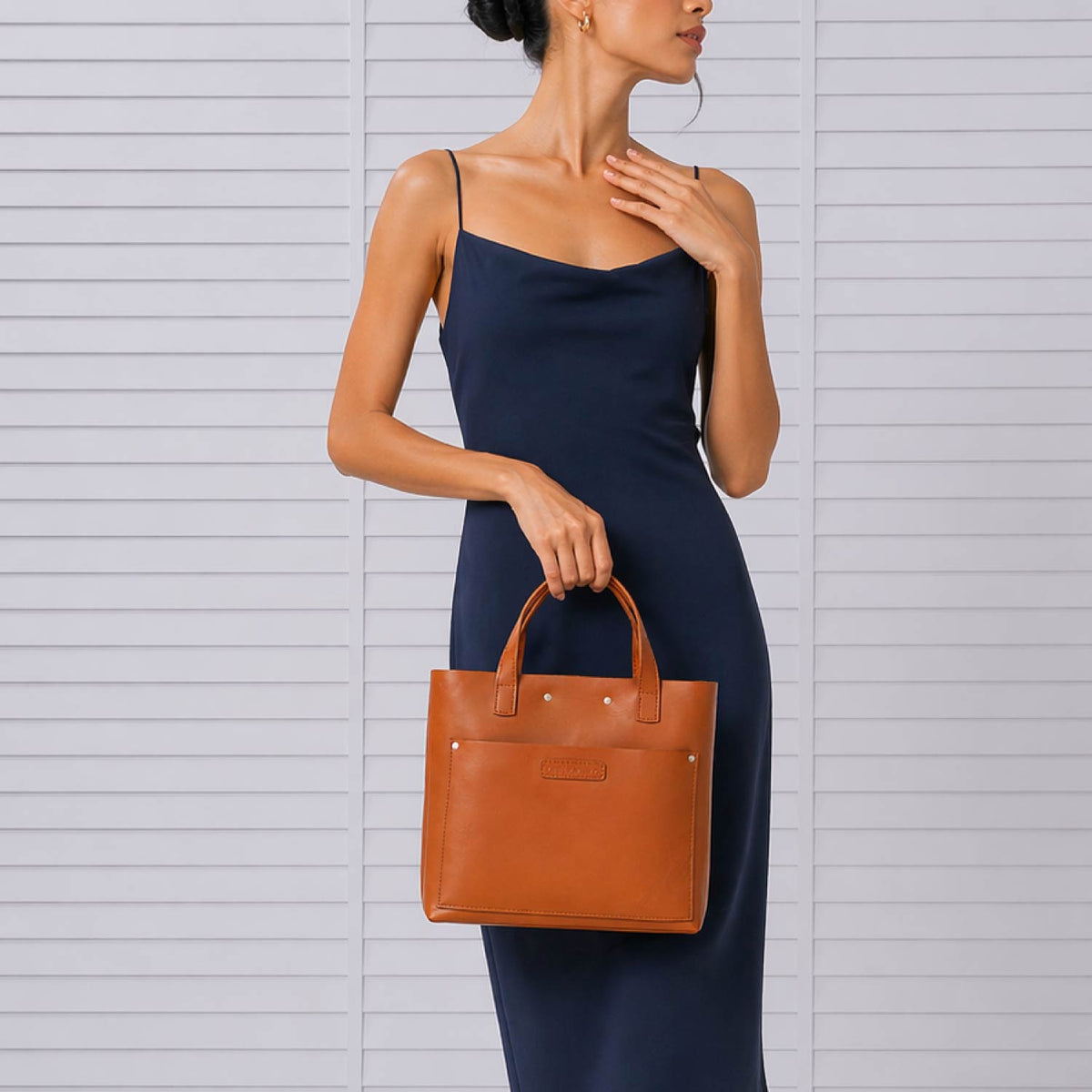 #Color_Saddle Tan, #Style_Classic