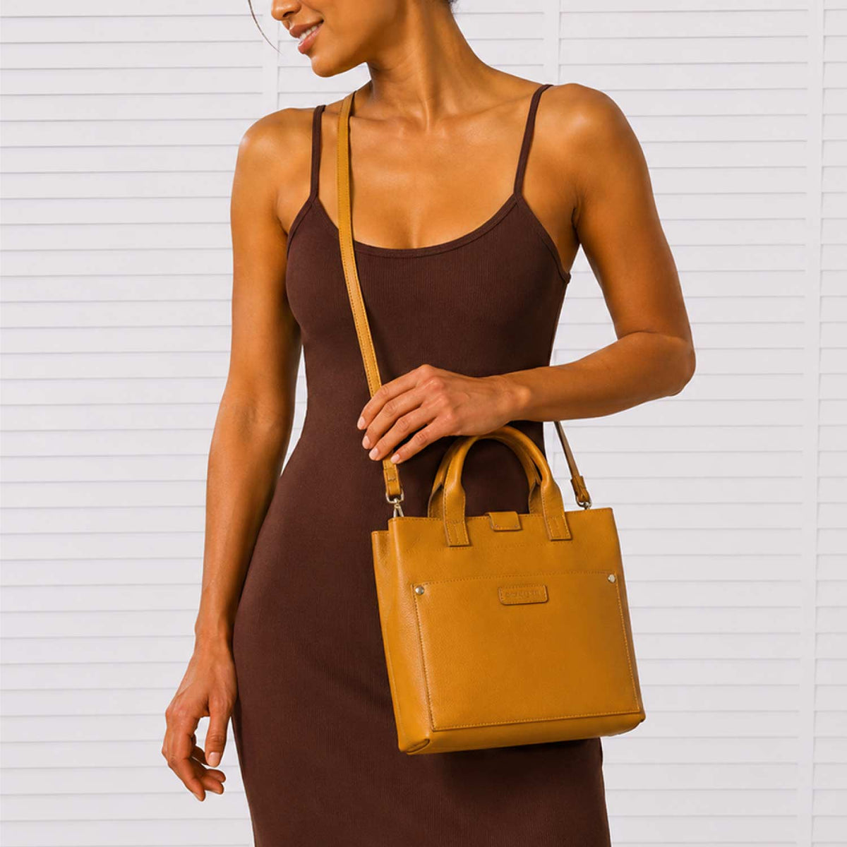 #Color_Tropical Yellow, #Style_Classic