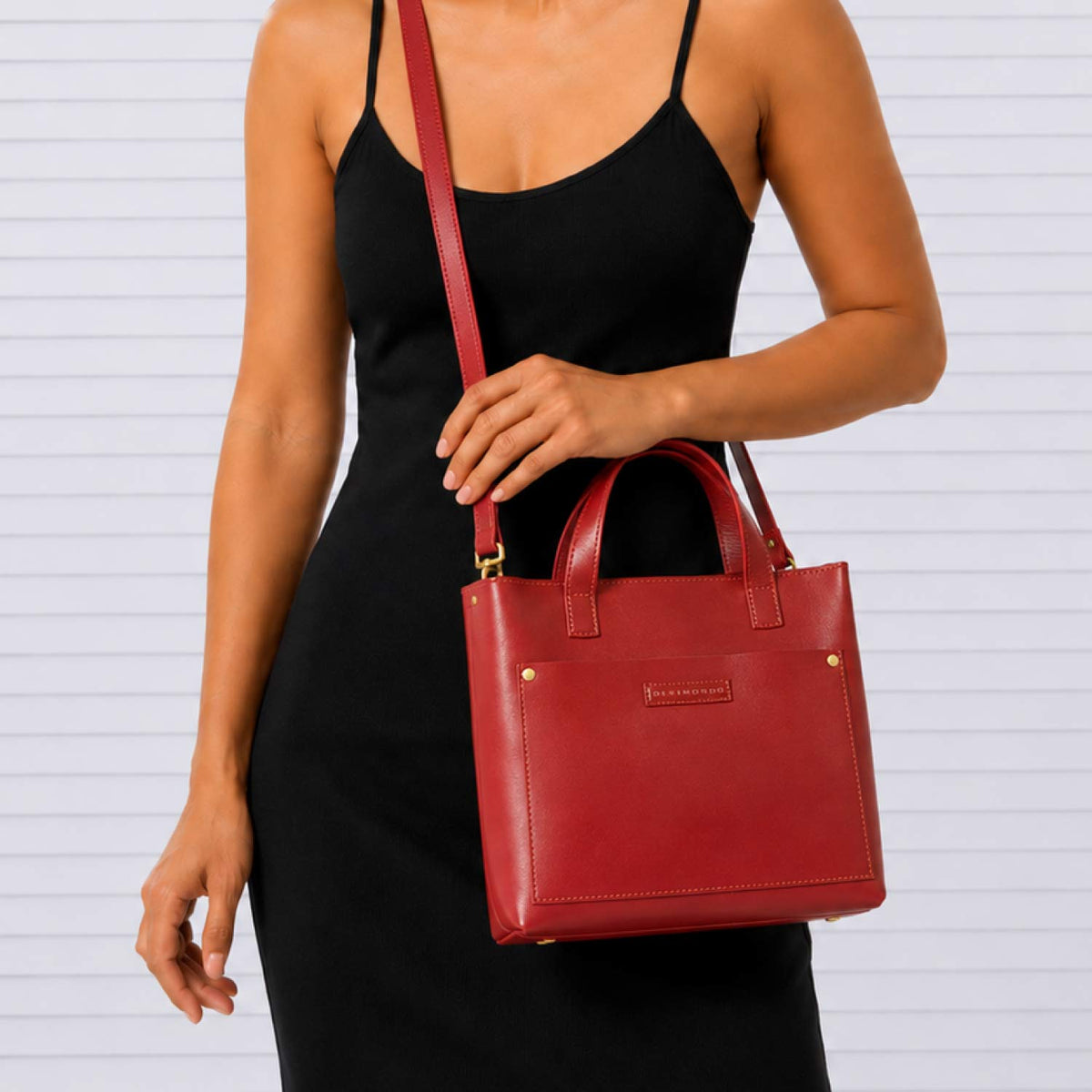 #Color_Crimson Red, #Style_Zipper