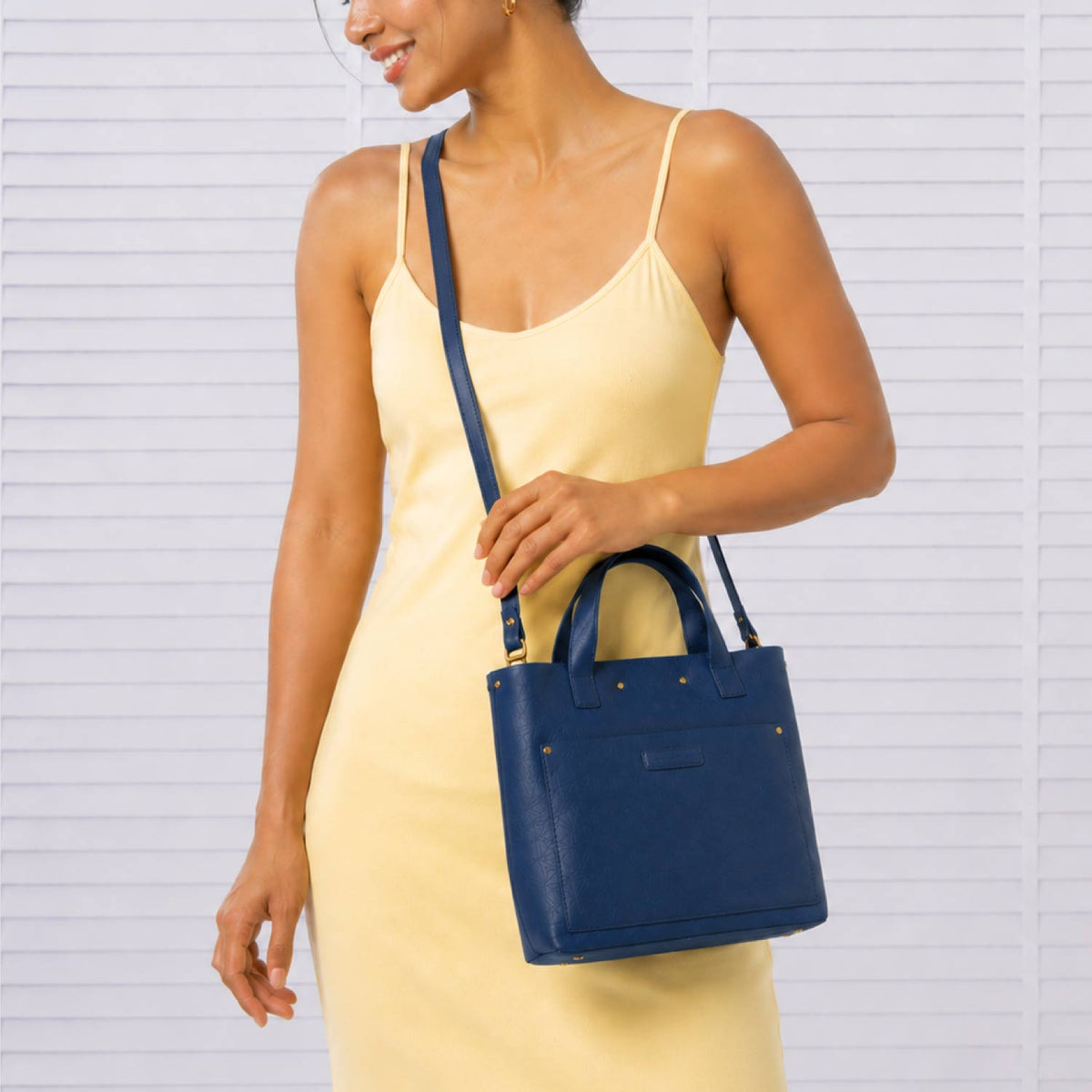 #Color_Midnight Black, #Style_Classic