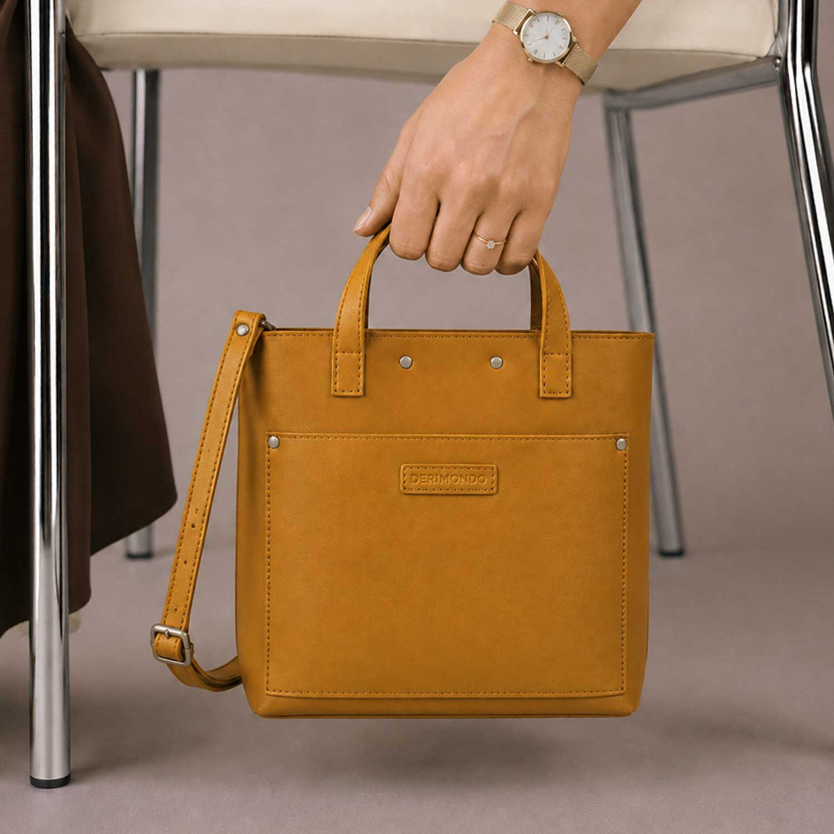 #Color_Tropical Yellow, #Style_Classic